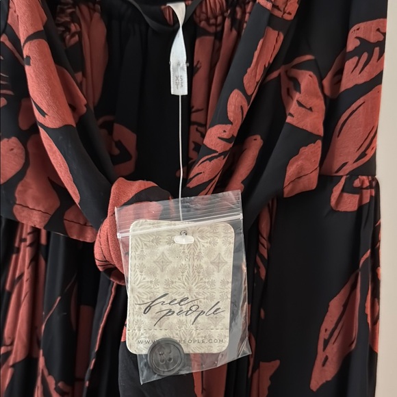 FREE PEOPLE MAXI SUN DRESS - Picture 3 of 3